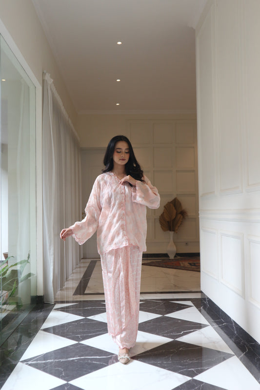 Athalia set in Dustypink (2)