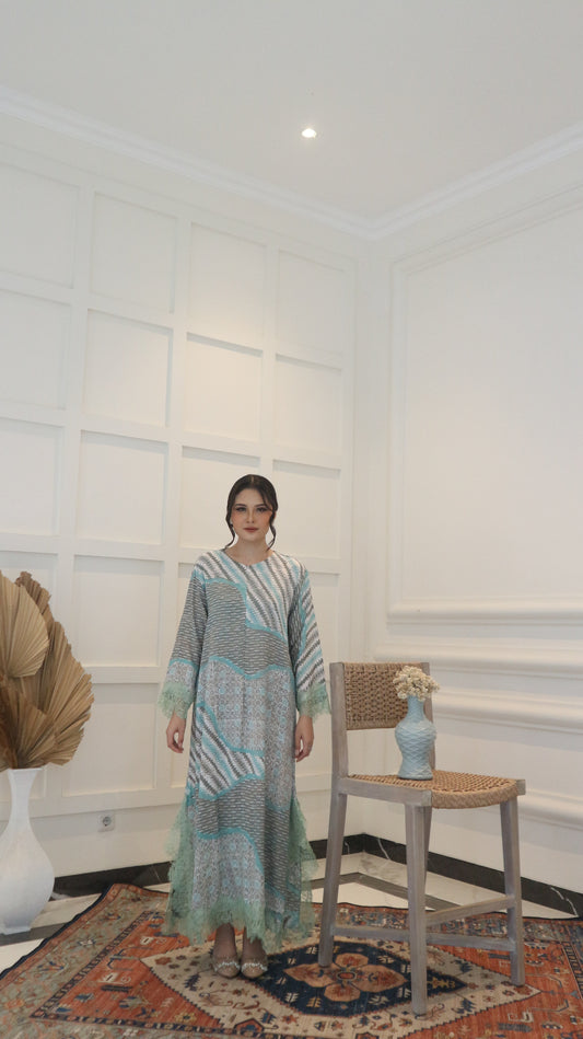 Petite Gaia Dress (02)