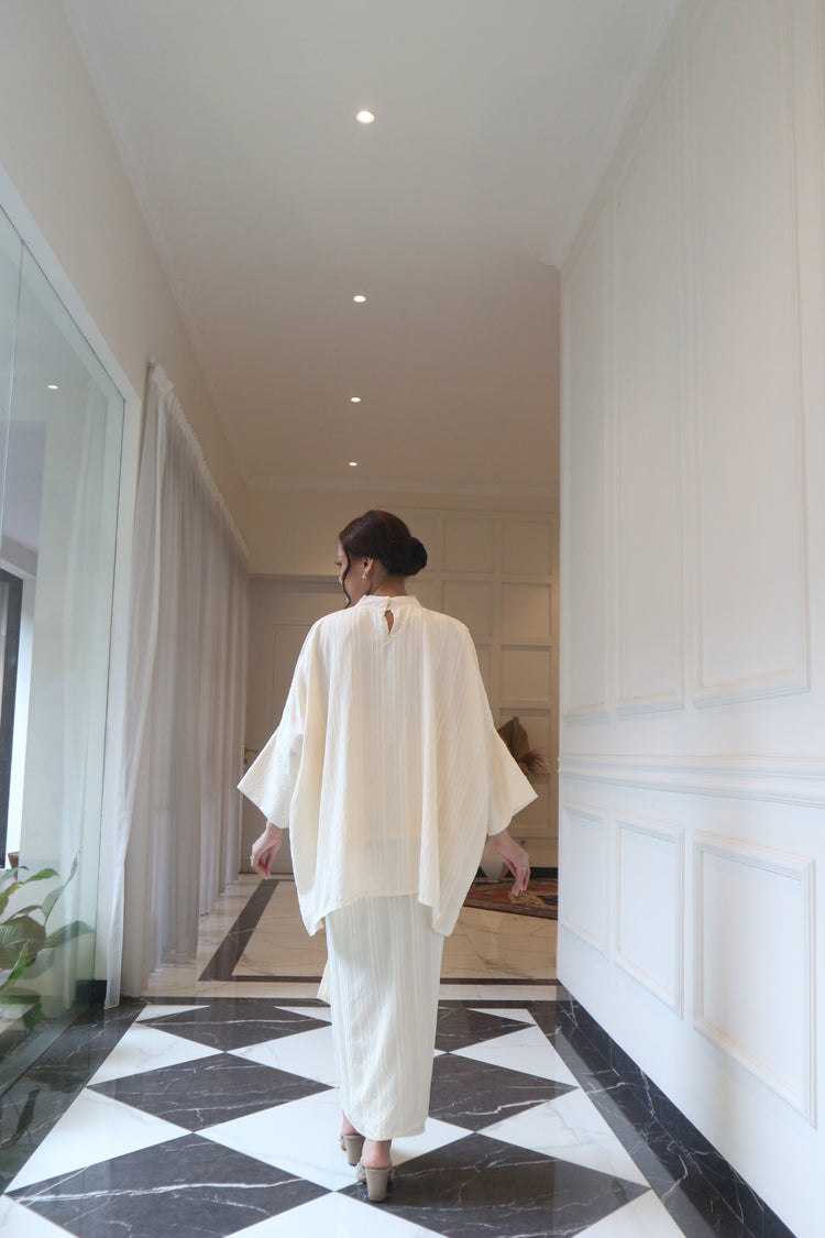 Kita Set in Cream