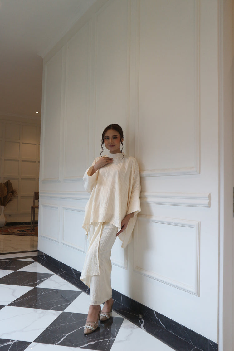 Kita Set in Cream