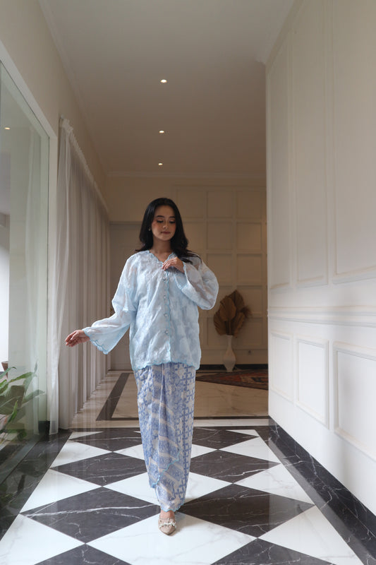 Athalia set in Blue (1)